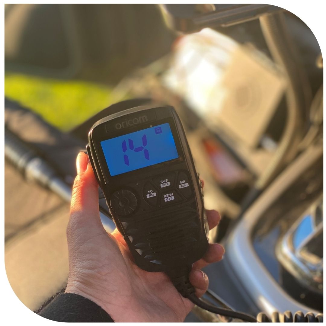 ORICOM DTX4200X PREMIUM DUAL RECIEVER CONTROLLER SPEAKER MIC UHF CB RADIO - Image 9