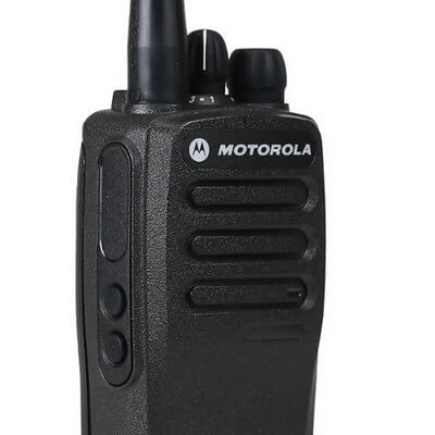 MOTOROLA DEP450 PORTABLE TWO-WAY ANALOGUE / DIGITAL RADIO - Image 3