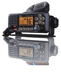 ICOM IC-M330GE-B VHF MARINE RADIO (BLACK) - Image 3