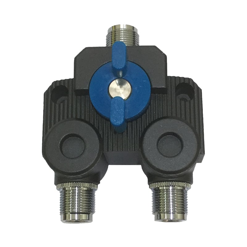 BENELEC 1738101B – BENELEC RF MANUAL SWITCH 1 x INPUT, 2 x OUTPUT UHF SOCKETS DC TO 600MHz