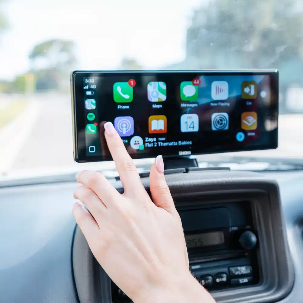 iGO PLAY 10+ Wireless CarPlay Screen - Image 3
